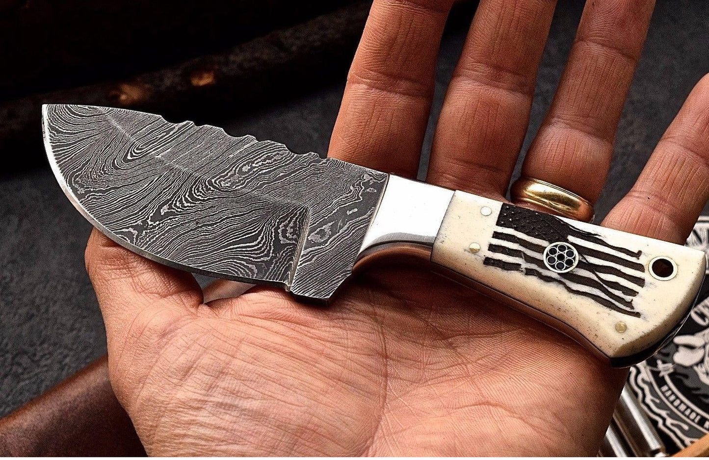 Flag Engraved Damascus Steel Skinning Knife