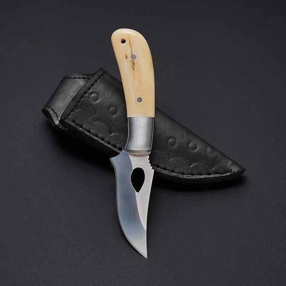 The Fieldmaster's Companion: 7.5-Inch Skinning Hunting Knife with Full Tang D2 Steel Blade, Bone Handle, and Steel Bolster