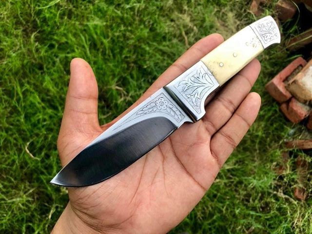 Custom Handmade D2 Steel Hunting Skinning Knife