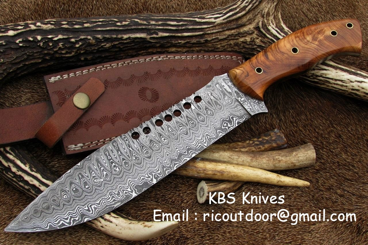Full Tang Hunter Bowie Knife with Custom Handcrafted Damascus Steel Blade & Olive Wood Handle - 17 Inches