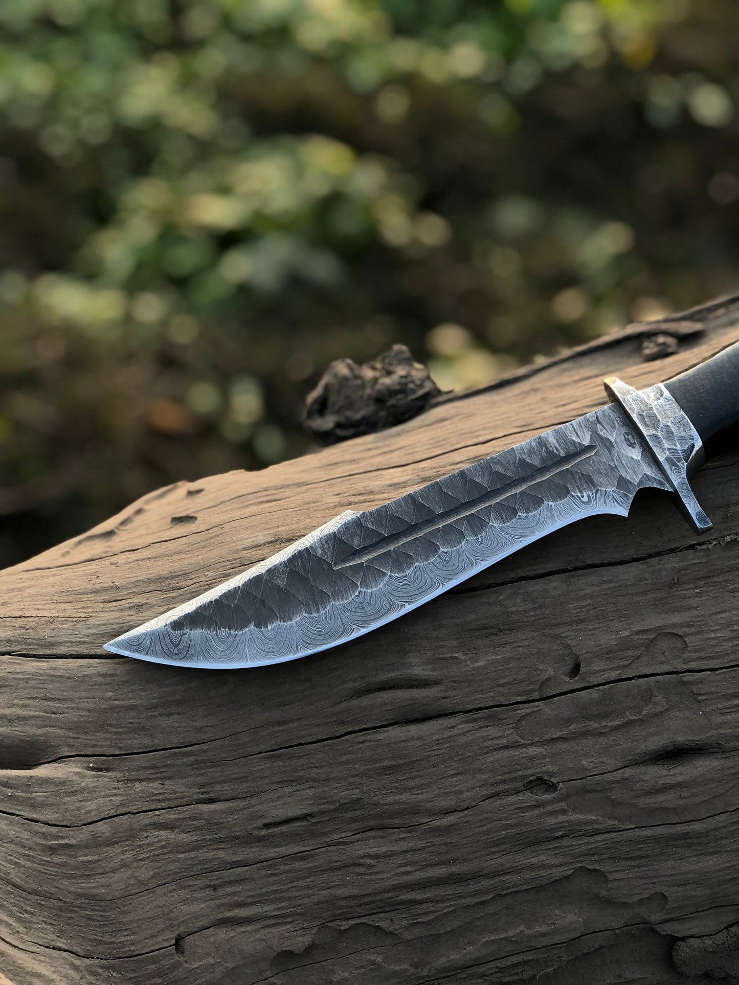 Best Bowie Knife – 13" Handmade Damascus Steel Blade with Resin Horn Handle & Leather Sheath