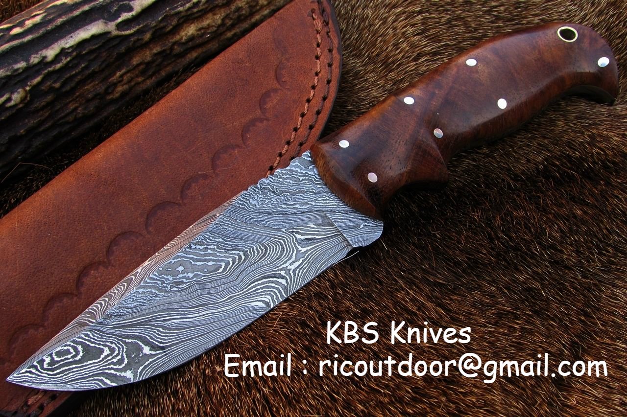 Handmade Damascus Skinning Knife