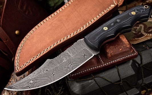 Custom Handmade Hunters Knife with Damascus Steel Blade