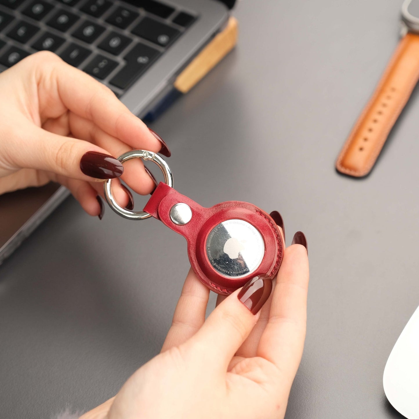 Saratoga Leather AirTag Holder