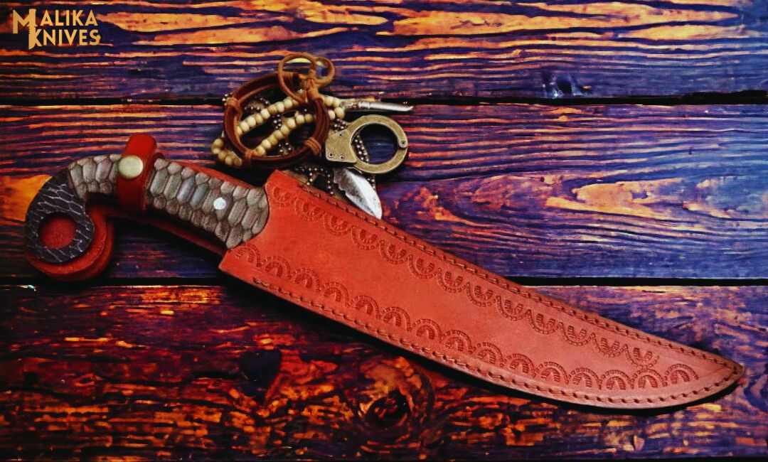 Hand forged Damascus Ringtail Hunting Knife - Ultimate Outdoor Companion-0336