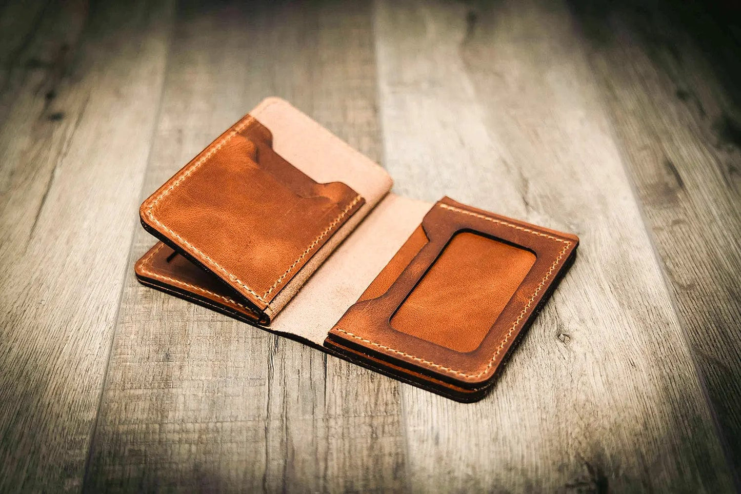 Federal Badge Wallet Small - Chestnut