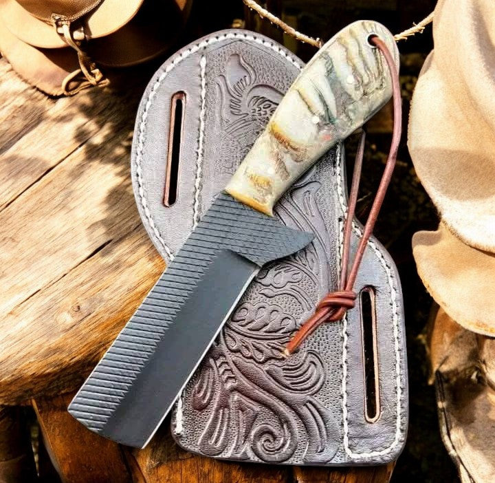 Bull Cutter Knife with Sheath – Handmade Rasp Steel & Sheep Horn Handle