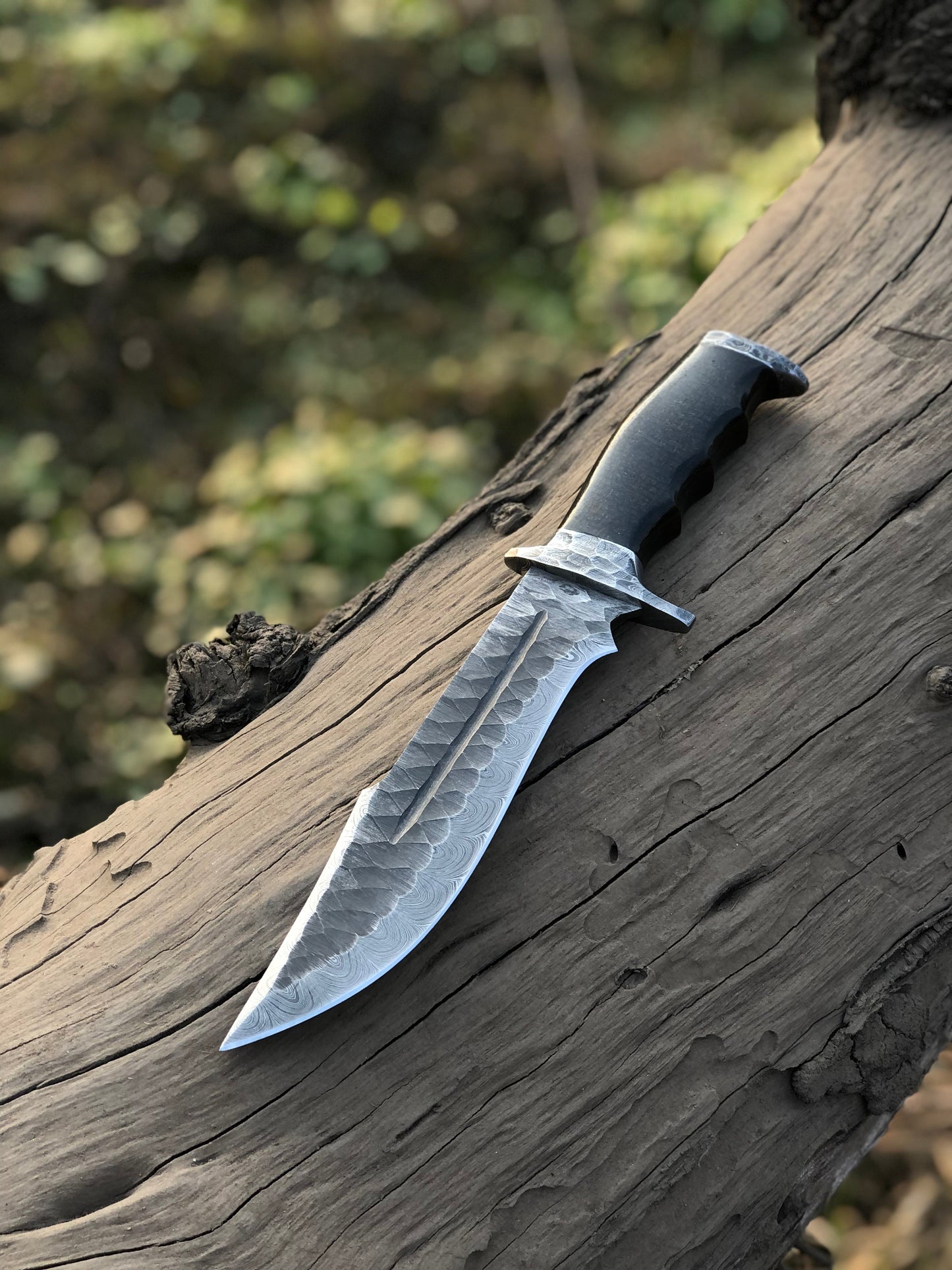Best Bowie Knife – 13" Handmade Damascus Steel Blade with Resin Horn Handle & Leather Sheath