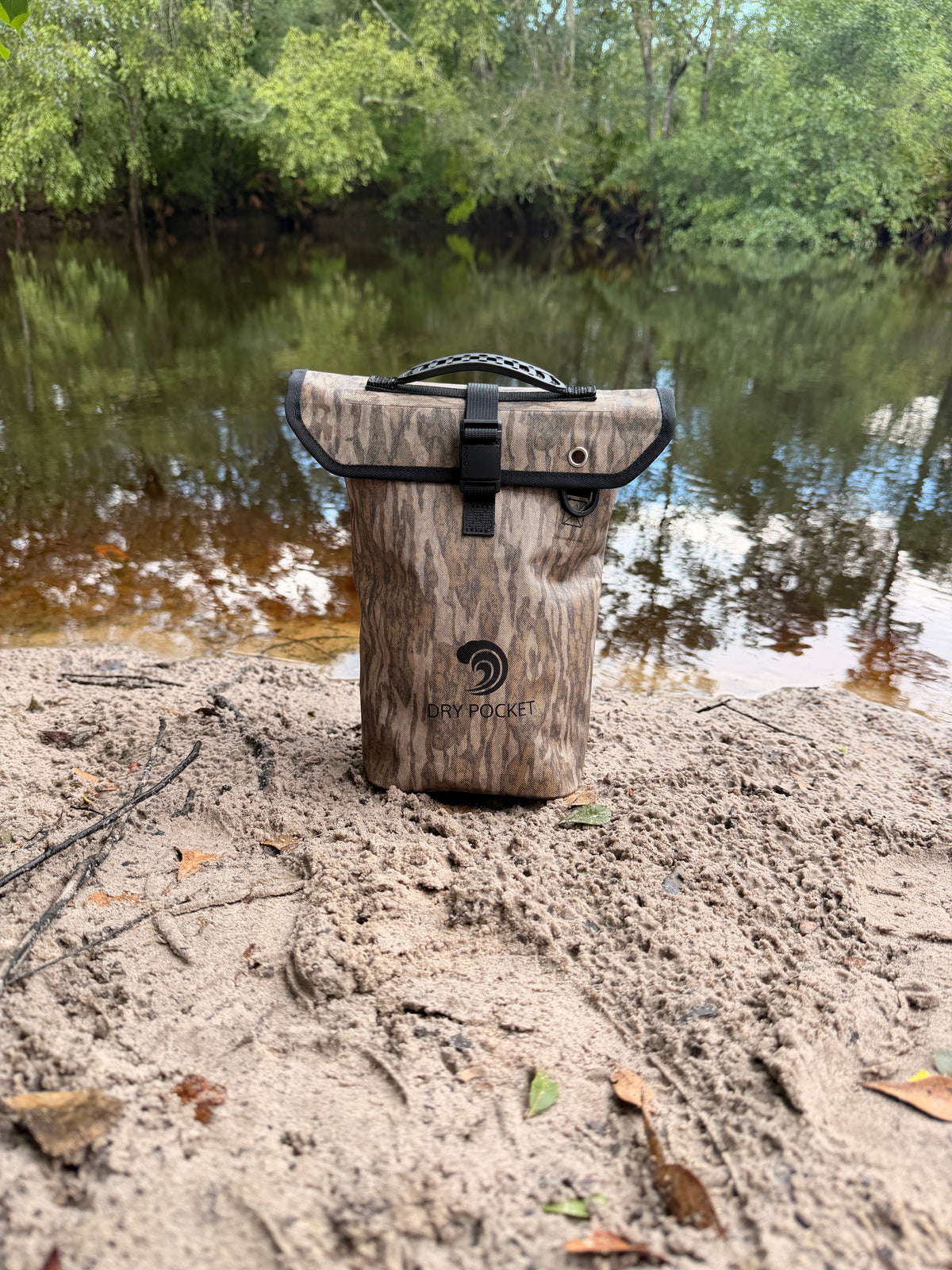 Shell Bag / Boating Bag - Bottomland Camo
