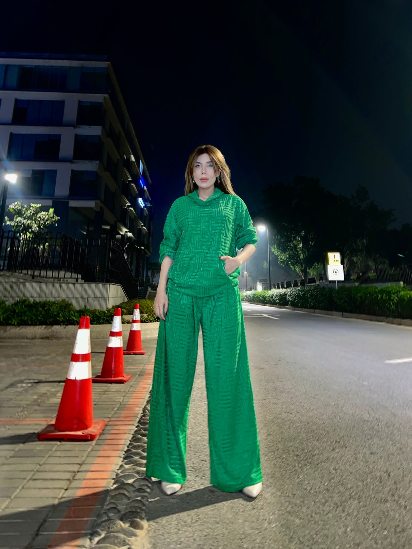 LITEGUEST 20,000 mAh Ultra-Compact Power Bank – Heated & Cooling Ready