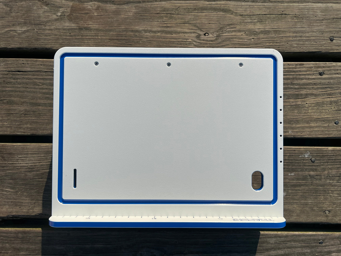 Made in the USA | Premium Single Bucket Raised 18" Fillet Table and Cutting Board