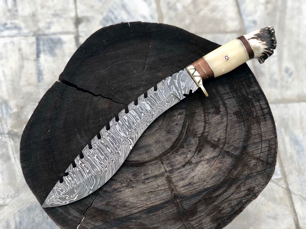 Limited Edition Kukri Knife – Damascus Bone Handle