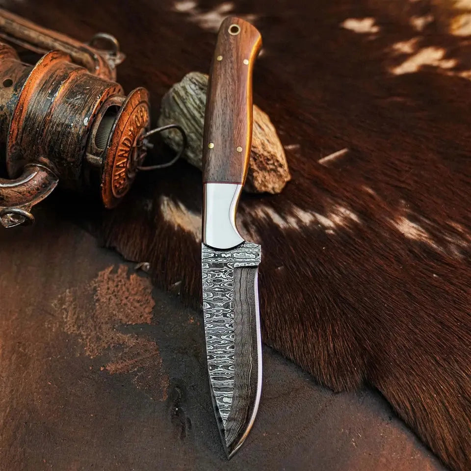 9.1" Handmade Damascus Hunting Knife – Full Tang Wood Handle