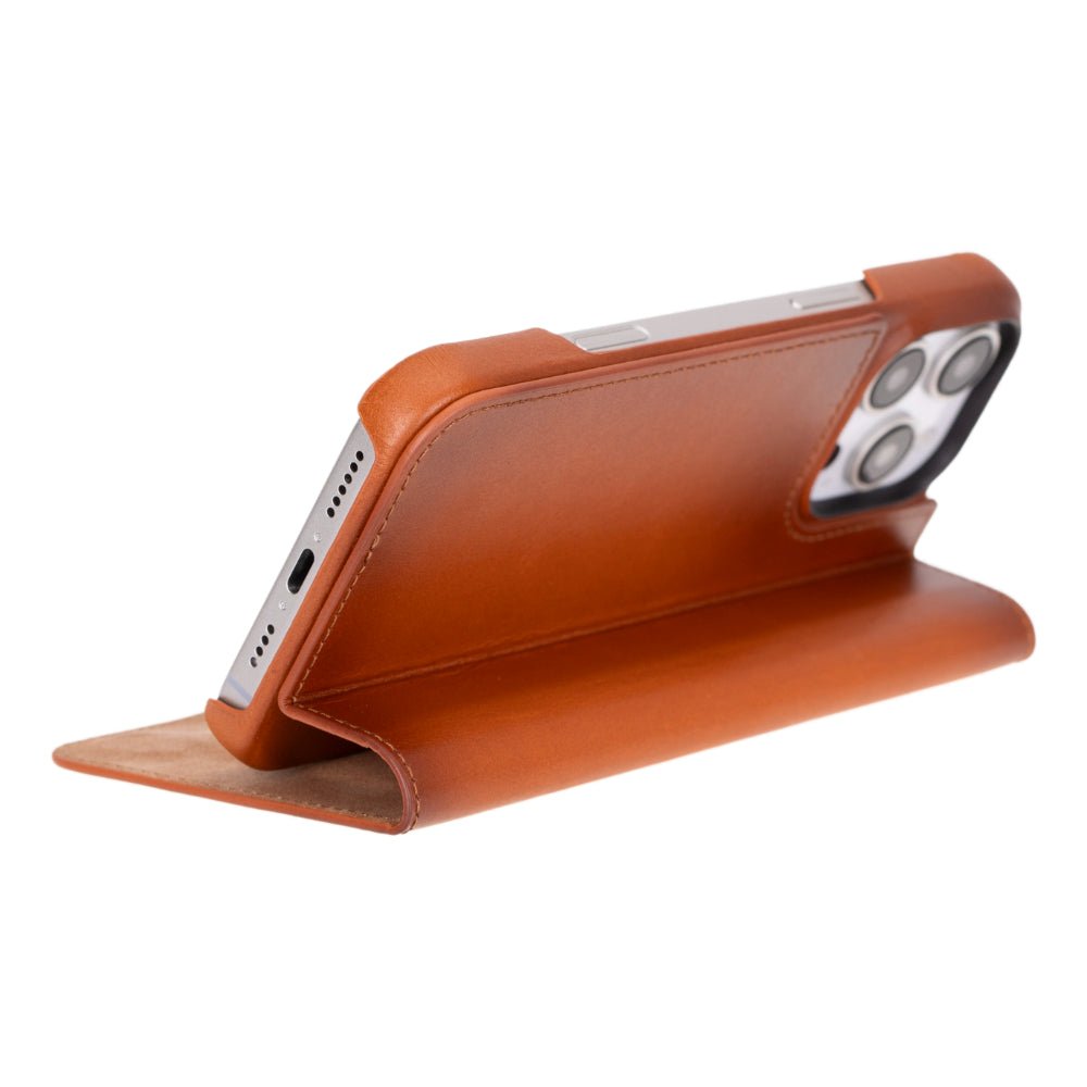 Decatur Leather iPhone 16 Pro Folio Case