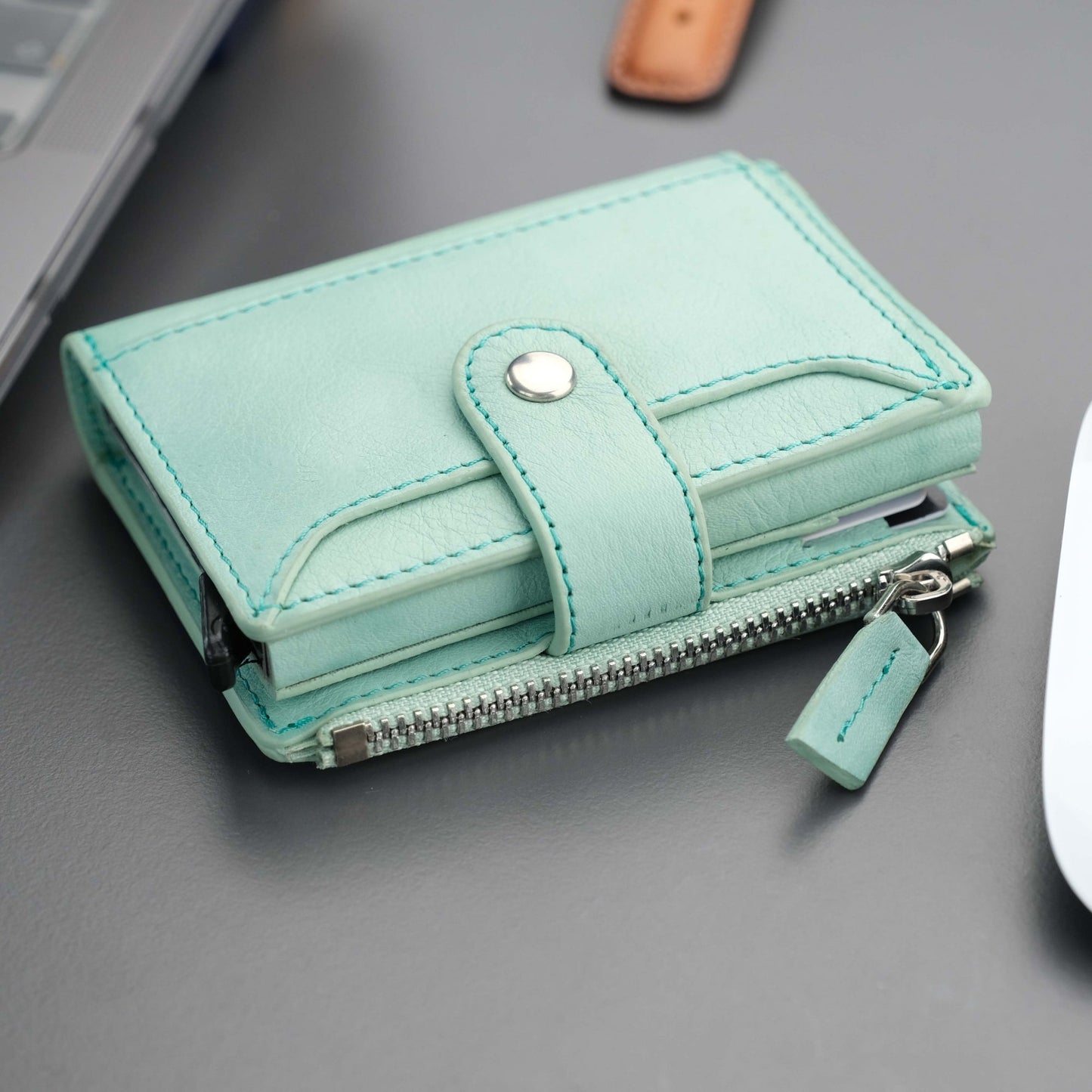 Glenrock Green Leather Pop-up Cardholder Wallet
