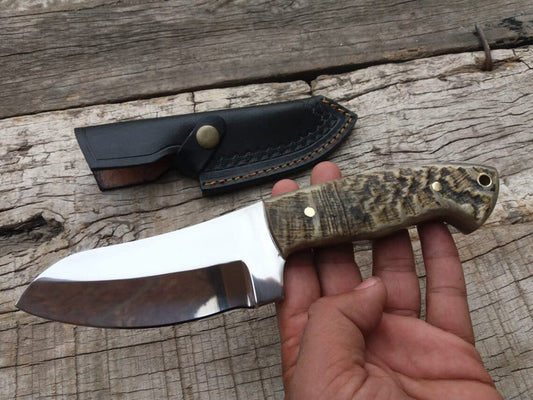 Custom Handmade D2 Steel Hunting Knife with Mountain Sheep Horn Handle – 8.5" | KBS Knives