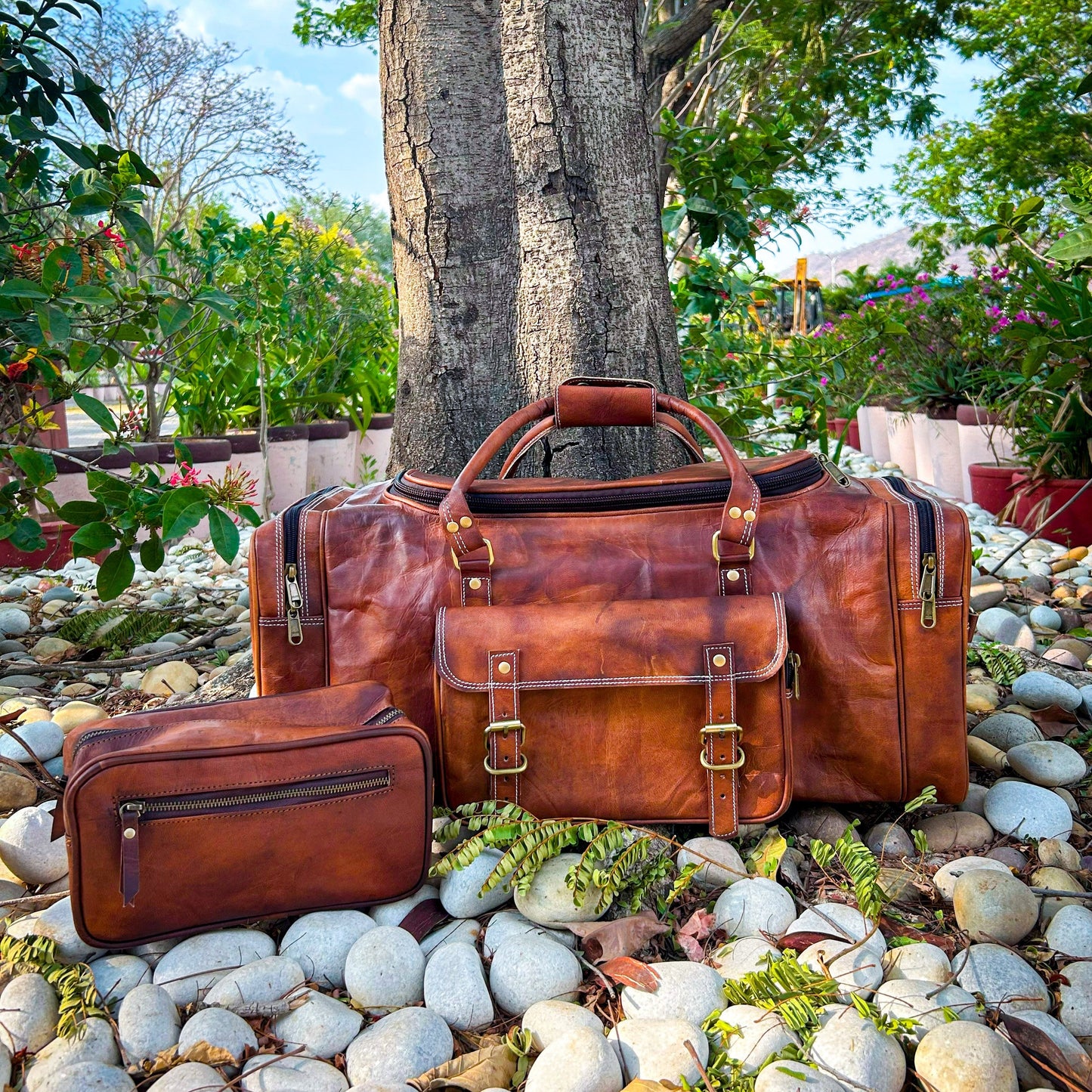 Walker Leather Weekender Bag + Free Toiletry