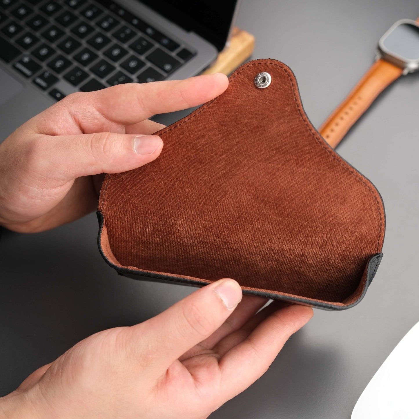 Rochester Full-Grain Leather Eyeglass Case