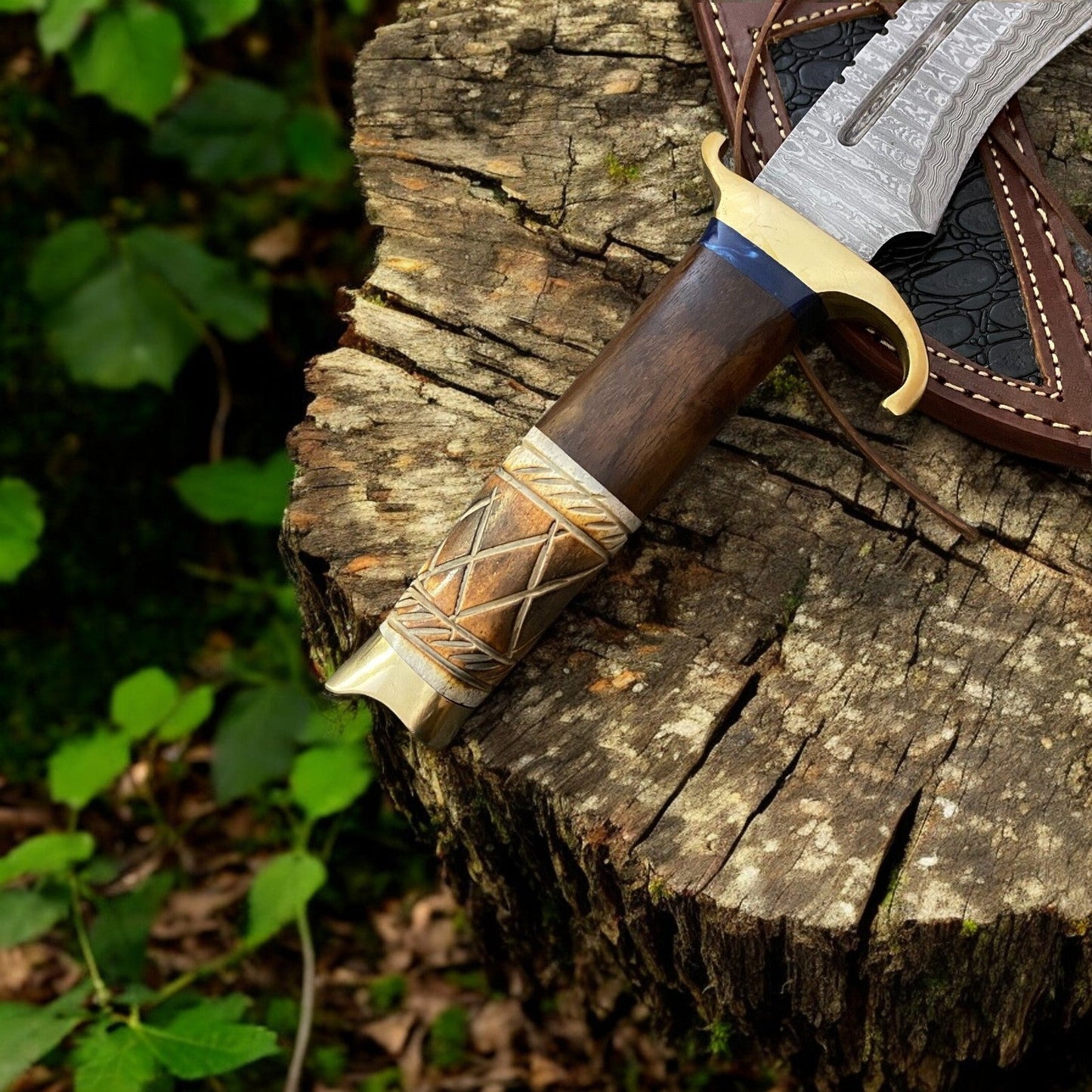 Custom Handmade Bowie Knife - 14" Damascus Steel Blade, Rosewood & Bone Handle