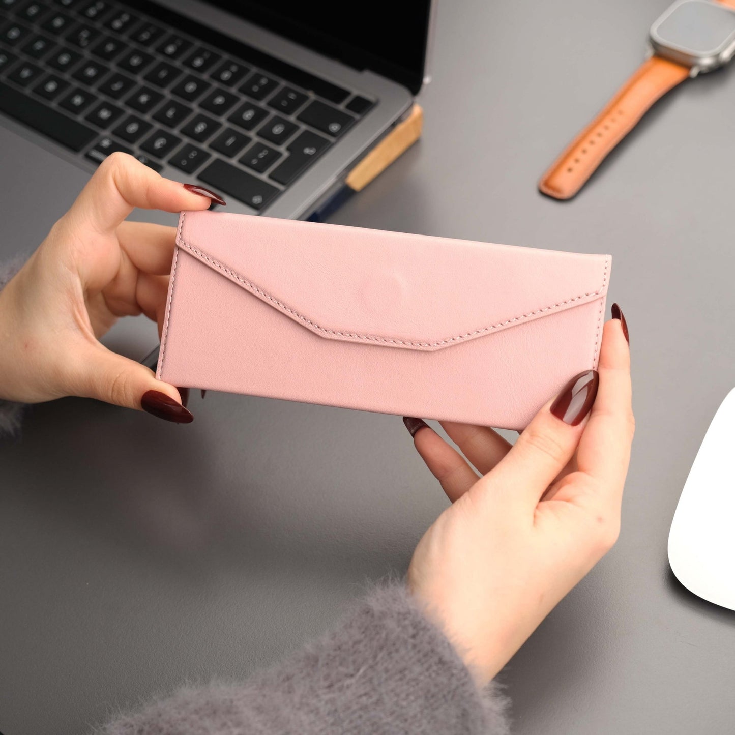 Triangle Leather Glasses Case – Vintage Eyewear Holder