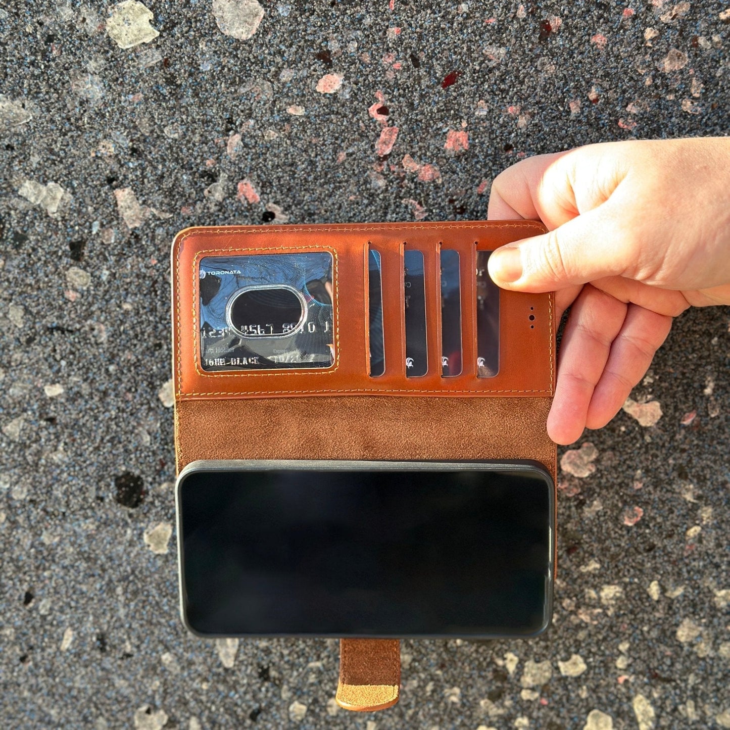 Vegas Premium Leather iPhone 15 Wallet Case with MagSafe | Detachable RFID Blocking Luxury Wallet