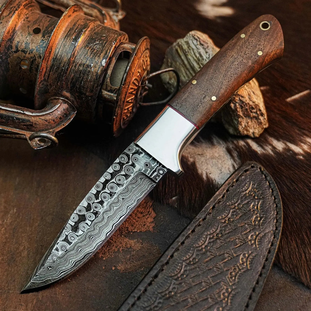 8.8" Handmade Damascus Bushcraft Knife – Full Tang Wood Handle & Sheath