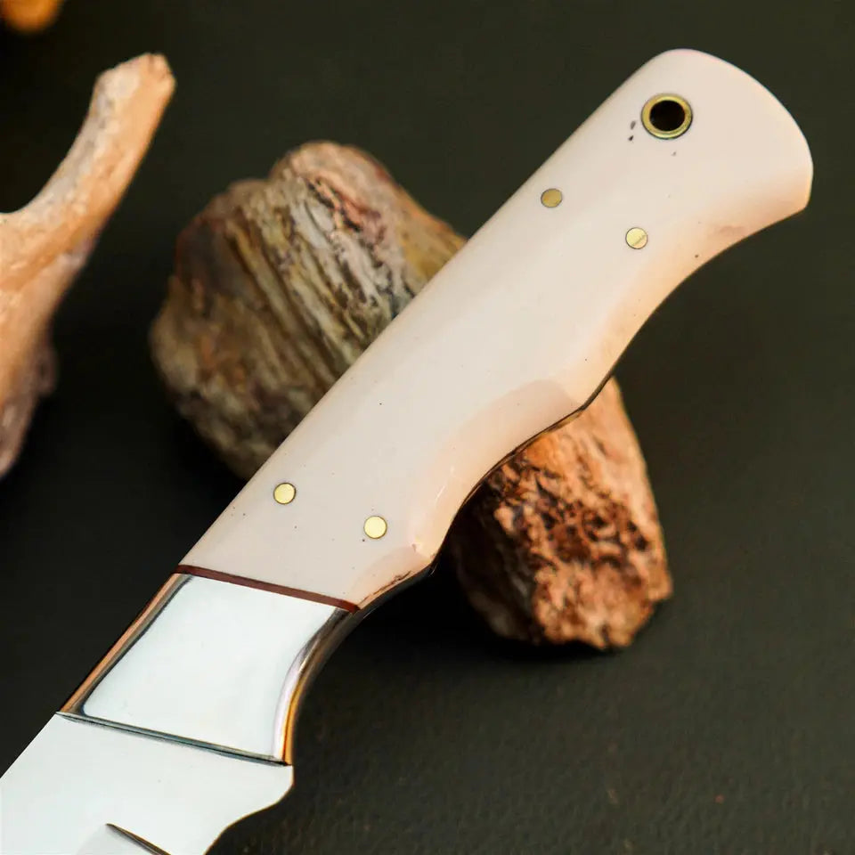 8.7" Handmade Stainless Steel Hunting Knife – Full Tang Resin Handle & Sheath